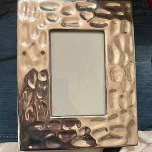 4x6" Hammered Silver Picture Frame. (2 way/CHECK IT OUT)